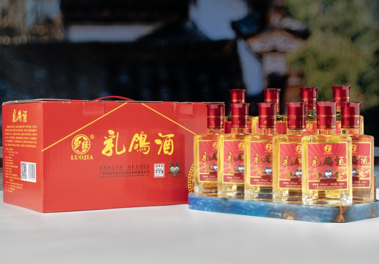 乳鸽酒经典系列一 容量：10x100ml度数：30%vol
